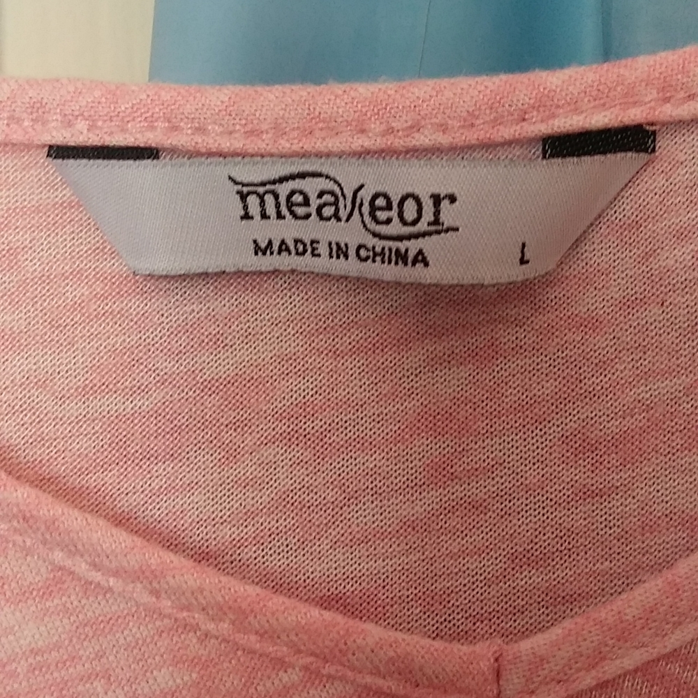 Pink top - Picture 5 of 15